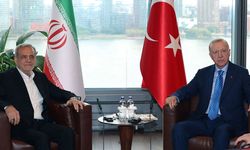 Cumhurbaşkanı Erdoğan, Pezeşkiyan ile görüştü