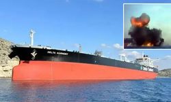 Rusya'dan petrol almaya giden 2 Yunan gemisi vuruldu