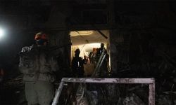 İran füzeleri İsrail'in nükleer santrallerini vurdu