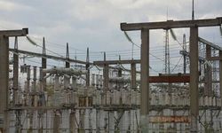 İranlılar elektrik santrallerinin etrafında insan zinciri kuracak