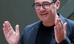 Andy Burnham İngiltere Başbakanı oldu