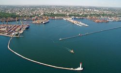 Rusya Ukrayna'da Odessa limanını bombaladı