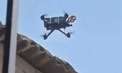 İsrail bomba yüklü dronlarla Gazze'de evleri taciz ediyor