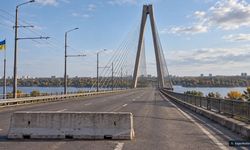 Rusya, Kiev'in iki yakasını birleştiren köprüyü vurdu