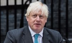 Boris Johnson'dan Başbakan Rishi Sunak'a "Kuzey İrlanda Protokolü" uyarısı