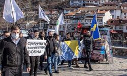 AB Kosova'da bir kez daha seyirci mi kalacak