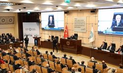 Tüketim ekonomisi yerine kanaat ekonomisine geçmek mümkün mü?