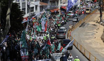 STK'lar İstanbul'da Gazze için yürüdü