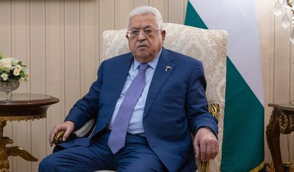 Mahmud Abbas: Hamas Gazze'yi bize teslim etsin