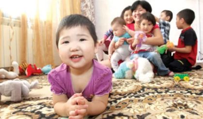 Kazakistan'da ebeveynlere kısa mesai önerisi