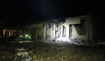 Myanmar'da ordu hastaneyi bombaladı