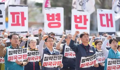 Güney Korelilerden ABD-İsrail protestosu