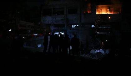 İsrail Gazze'de aynı aileden 5 kişiyi katletti