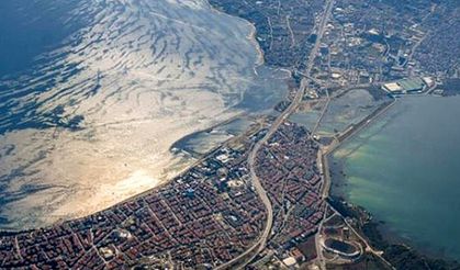 AYM Kanal İstanbul'un yap-işlet-devret modeli ile yapılmasının önünü açtı