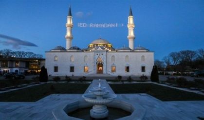 Kiev'deki Müslümanlar savaşın gölgesinde ilk iftarını açtı