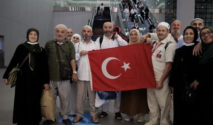İlk hacı kafilesi yurda döndü