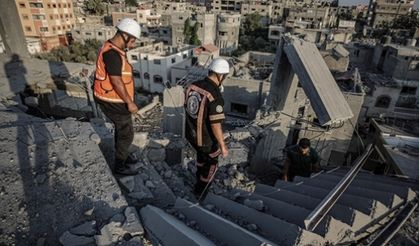 Katar, İsrail'in Gazze'de yıktığı evleri yeniden inşa edecek