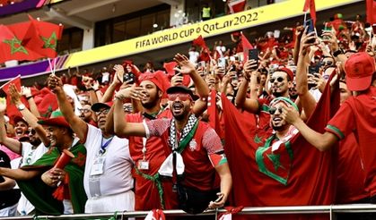 Katar 2022 Dünya Kupası'ndaki Arap taraftarlar kazanılan zaferlerle "tek yürek" oldu