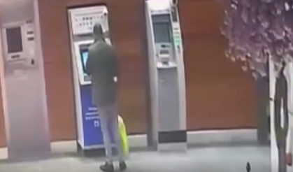 ATM'nin kenarında unutulan parayı alan kişi yakalandı