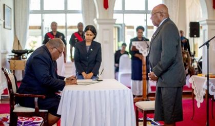 Fiji'de Frank Bainimarama'nın 16 yıllık iktidarı sona erdi