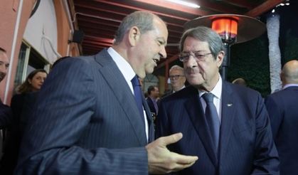 KKTC Cumhurbaşkanı Tatar, GKRY Lideri Anastasiadis ile görüştü