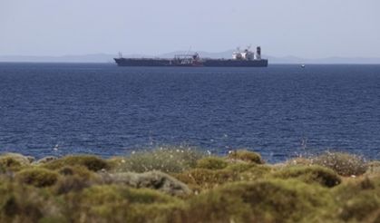 Polonya, Rus petrolü almaya devam ediyor