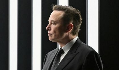 Elon Musk, yapay zeka teknolojisinde ChatGPT'ye rakip olmak için ekip kuruyor