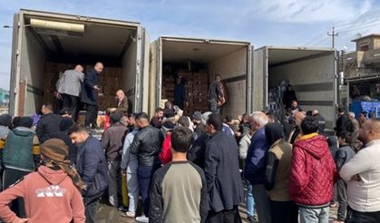 Kerkük'te indirimli market ürünlerine ilgi yoğun oldu