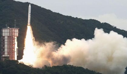 Japonya'da deneme sırasında roket motoru patladı