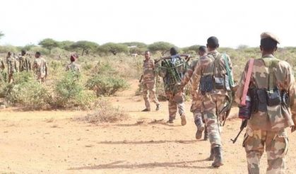 Mali'de isyancılar orduya ait 2 kampı ele geçirdi