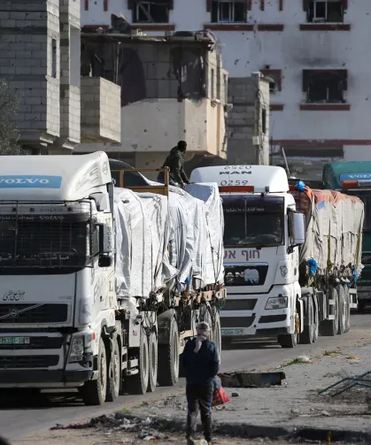Gazze'ye günde en az 600 TIR girmesi gerekiyor