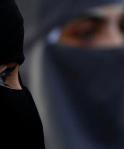 İspanya'da burkanın yasaklanması talebine ret