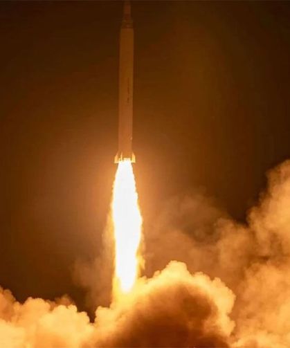 İran, ABD donanma tesislerini vurduğunu açıkladı