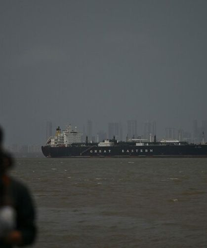 Trump çırpındıkça daha çok batıyor şimdi de Hürmüz'ü tamamen kapattı