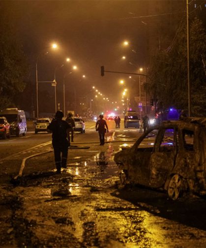 Rusya balistik füzeleri Kiev'de sivil alanlara isabet etti