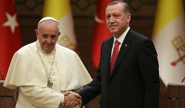 Cumhurbaşkanı Erdoğan'dan Papa için taziye mesajı