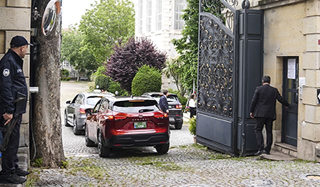 İstanbul'da bir başka zirve: İran-AB Üçlüsü görüştü