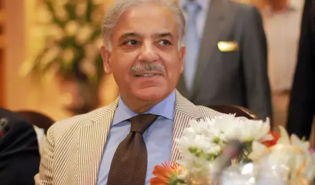 Pakistan Başbakanı Şerif'en zafer konuşması
