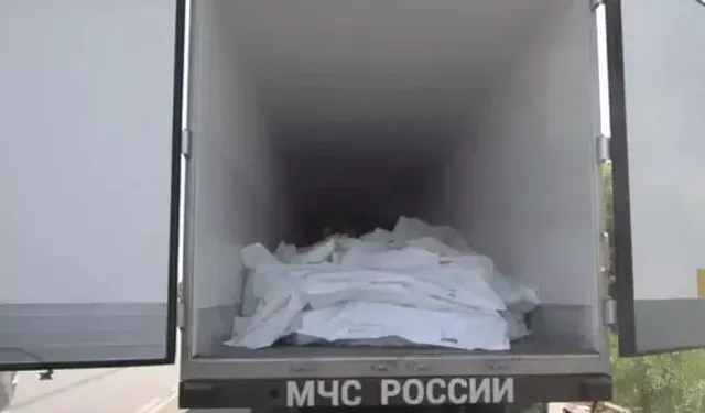 Takas tıkandı, binlerce ceset tırlarda bekliyor