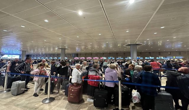 Onbinlerce batılı turist İsrail'de mahsur kaldı