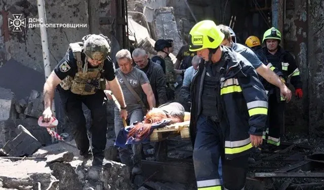 Rusya'dan Ukrayna'ya ağır bombardıman, 10 ölü
