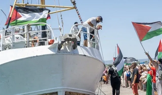 Hanzala gemisi yoluna kaldığı yerden devam ediyor