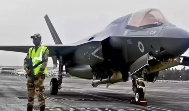 Hindistan'da mahsur kalan F-35B beş hafta sonra uçtu