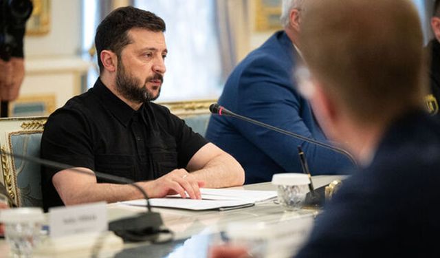 Zelenskiy: ABD’den silah sevkiyatı yeniden başladı