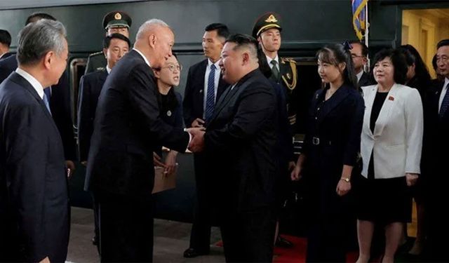 Kim Jong Un’un 12 yaşındaki kızı ilk kez dünya sahnesinde