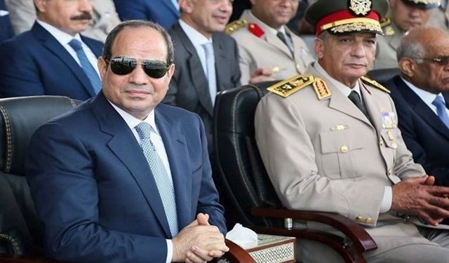 Sisi sonunda İsrail'in dediğinden çıkmayacağını itiraf etti