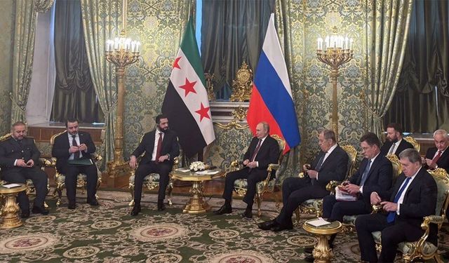 Ahmed Şara, Putin ile Moskova'da bir araya geldi