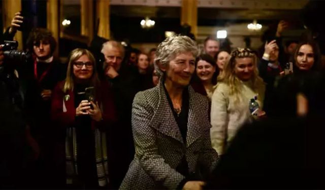 İrlanda'yı birleştirme vaadi veren aday seçildi