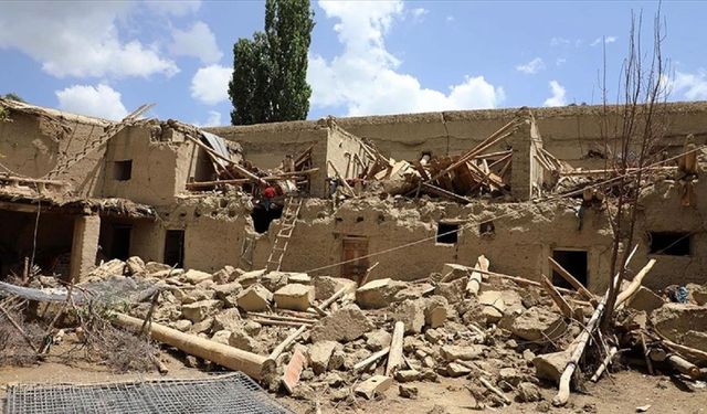 Afganistan’da 6,3 Büyüklüğünde Deprem: 5 Ölü, 143 Yaralı
