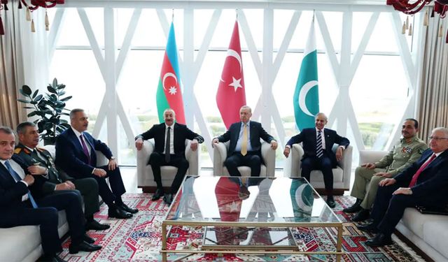 Cumhurbaşkanı Erdoğan, Karabağ Zaferi kutlamalarına katıldı